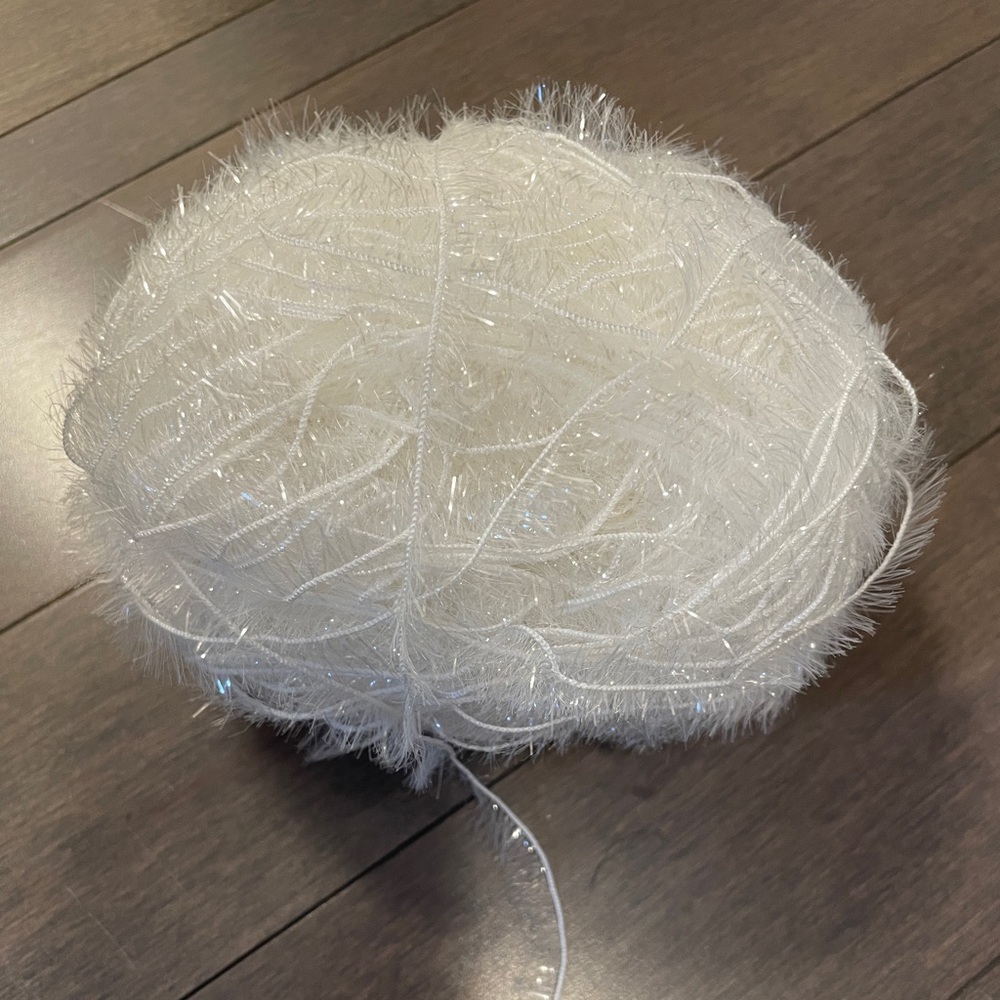 Elegant White Decorative Sparkle Yarn Ball